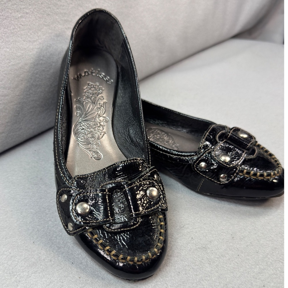 Matisse Loafer Flats Women 7.5 Black Patent Leather Moto Buckle Preppy Ballet